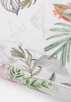 PARFOIS Crossbody Bag Azalea - Sac Bandoulière - Orange 7 PARFOIS Crossbody Bag Azalea - Sac Bandoulière - Orange -Vêtements Pour Femmes Magasin 24691f3823c745e3b327d558ae7d2bb5 scaled