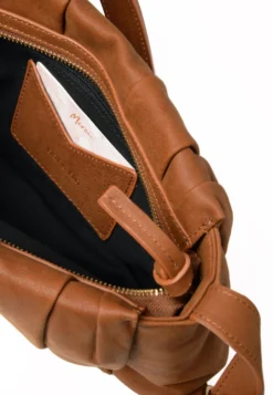 Calista - Sac Bandoulière - Camel 5 Calista - Sac Bandoulière - Camel -Vêtements Pour Femmes Magasin 50302e4f6c7b484c955b3239203039e7 scaled