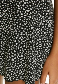 BERSHKA Printed Short Sleeves With Neckline–Mini - Robe De Jour - Black 10 BERSHKA Printed Short Sleeves With Neckline–Mini - Robe De Jour - Black -Vêtements Pour Femmes Magasin 64d3d51d49aa42db8dd8fc7a7f1fe196 scaled