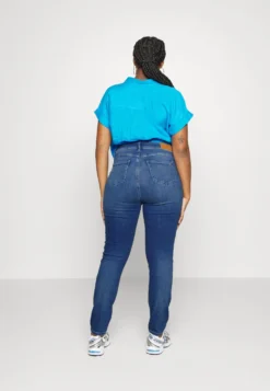 Crv Th Flx Harlem U Skny Hw Suki - Jeans Skinny - Suki 7 Crv Th Flx Harlem U Skny Hw Suki - Jeans Skinny - Suki -Vêtements Pour Femmes Magasin a0fd672d17af4bcca74252177555666b scaled