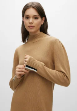 Boss Fuenta - Robe Pull - Beige -Vêtements Pour Femmes Magasin b343bd1aef294173a9f373bac4315d87 scaled