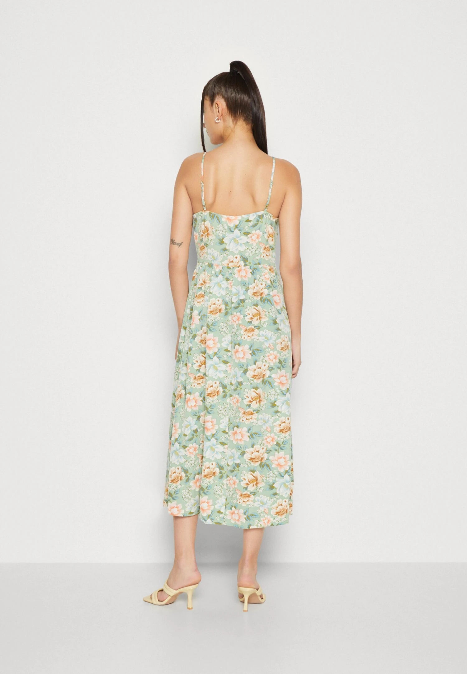 Vila Vitanja Strap Midi Dress - Robe De Jour - Desert Sage 3 Vila Vitanja Strap Midi Dress - Robe De Jour - Desert Sage – Image 3